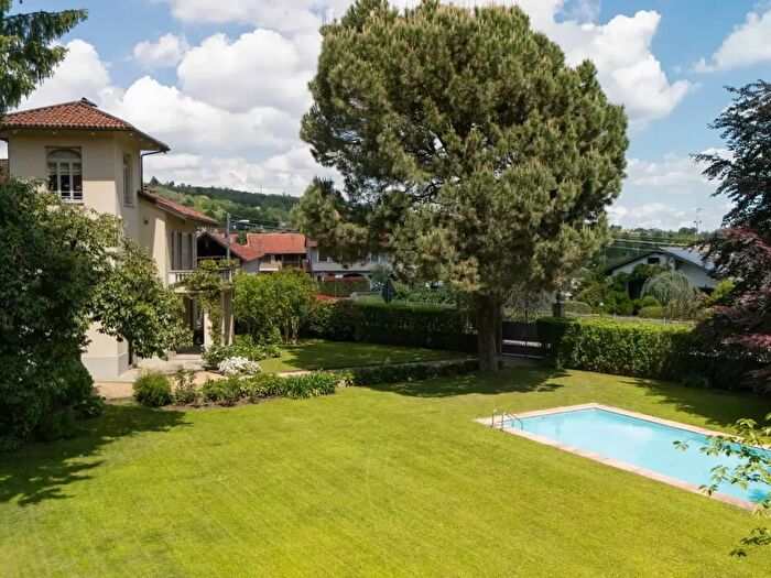 Casa con 10 locali in vendita in Via Rosta, Villarbasse