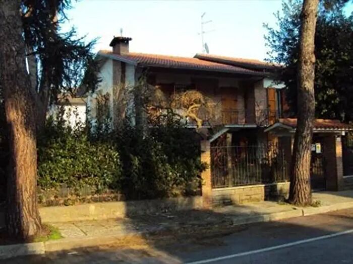 Casa con 11 locali in vendita in Cervia