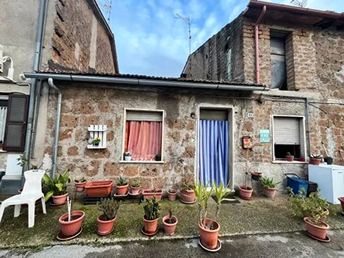 Appartamento trilocale in vendita in Via Enrico Celestini, Vasanello