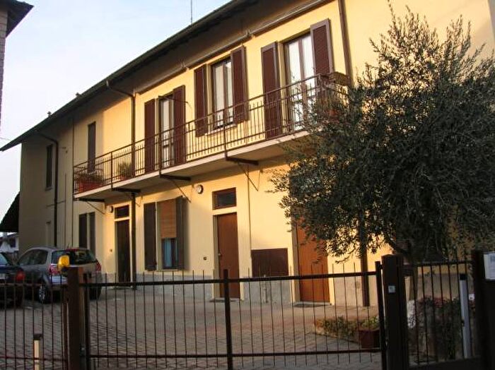 Appartamento monolocale in affitto in VIA CASCINA SOFIA, Centro, Bernareggio