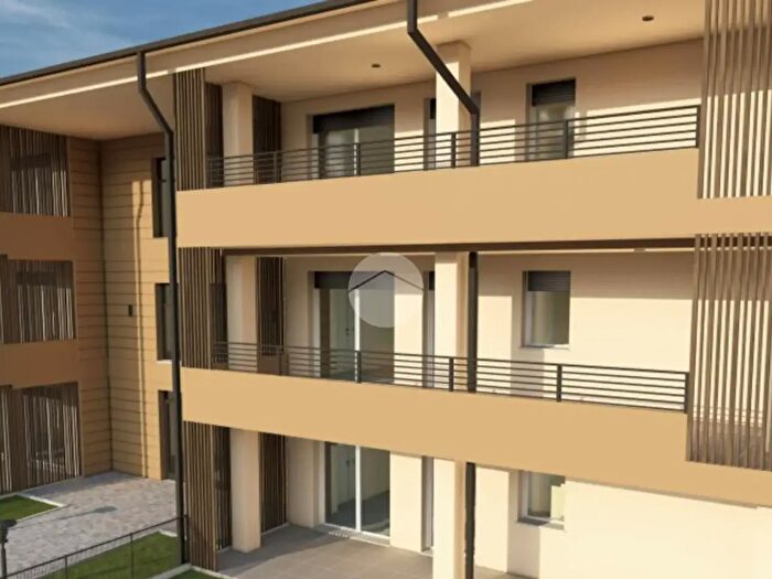 Appartamento quadrilocale in vendita in Via Provinciale, Pessano Con Bornago