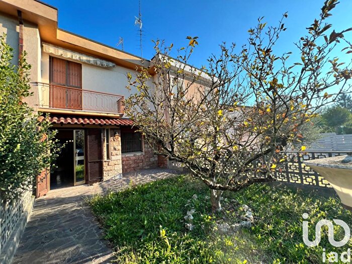 Casa trilocale in vendita in Via per Modena Ovest, Finale Emilia