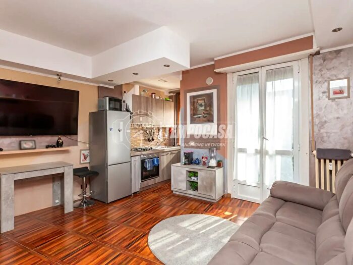 Appartamento bilocale in vendita in Corso Lucio Quinzio Cincinnato, Torino