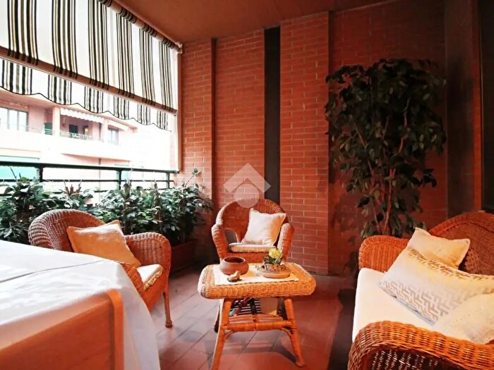 Appartamento quadrilocale in vendita in Via Armando Meoni, Prato