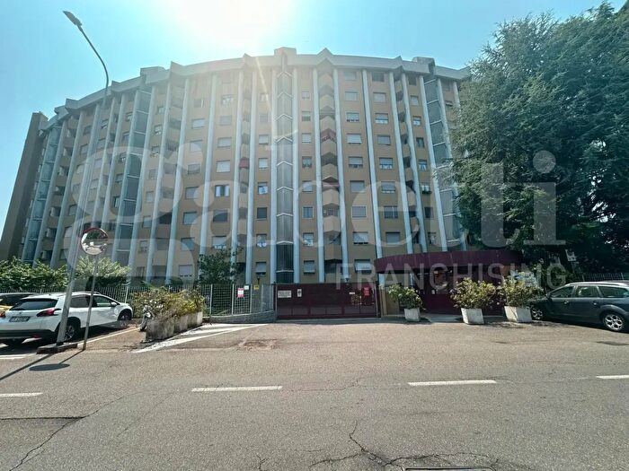 Appartamento quadrilocale in vendita in Via Verga, Cinisello Balsamo