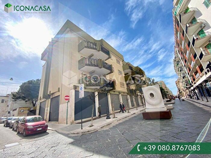 Appartamento quadrilocale in vendita in Via Tattoli SNC, Molfetta