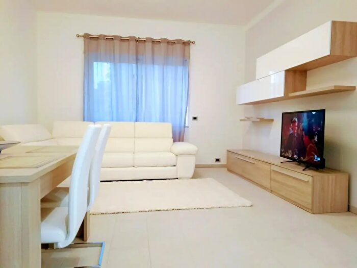 Appartamento trilocale in affitto in Via Genova d, Piacenza
