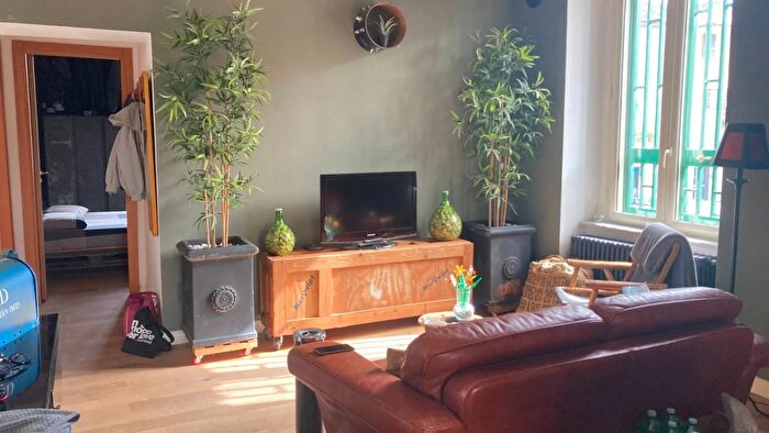 Appartamento trilocale in vendita in Via Emilio Scaglione Napoli, Napoli