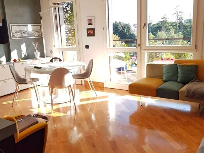 Appartamento con 5 locali in affitto in Lgo Santa Maria Stella dellEvangelizzazione, Torrino, Roma