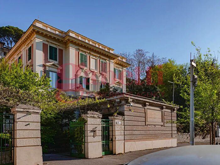 Appartamento trilocale in vendita in Viale delle Belle Arti, Roma