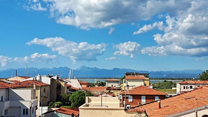 Appartamento trilocale in vendita in Pisa