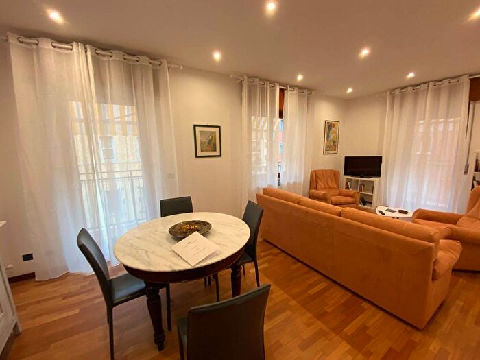 Appartamento trilocale in affitto in Valdonega, Verona