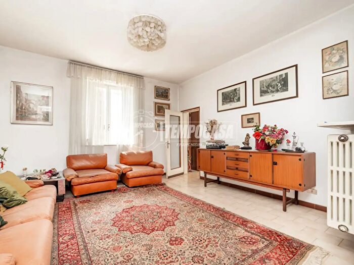 Casa trilocale in vendita in Via Libertà, Seriate