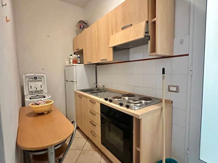 Appartamento bilocale in affitto in Via degli Orti Oricellari, Borgo Ognissanti Il Prato, Firenze
