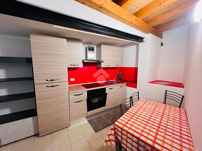 Appartamento bilocale in affitto in Via delle scuole, Pezzo, Ponte di Legno