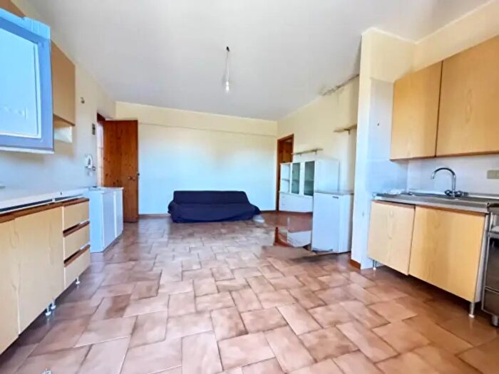 Appartamento trilocale in vendita in Via Spiaggia, Mascali