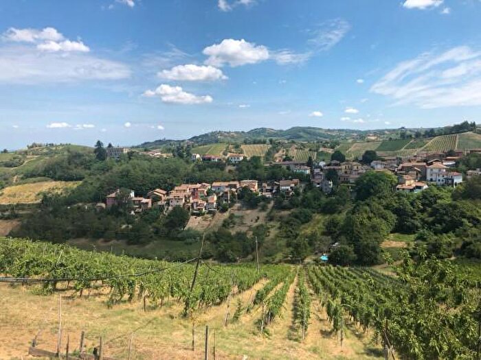 Casa con 5 locali in vendita in Via Roma, Corvino San Quirico