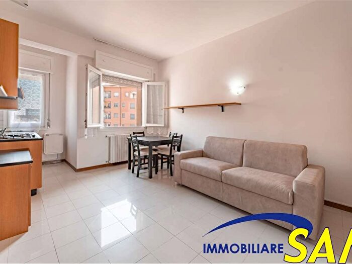 Appartamento monolocale in affitto in Via Mezzofanti, Argonne Corsica, Milano