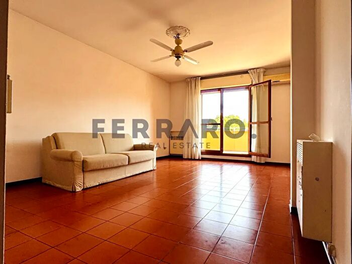 Appartamento trilocale in vendita in Via Sant'Elena Imperatrice, Treviso