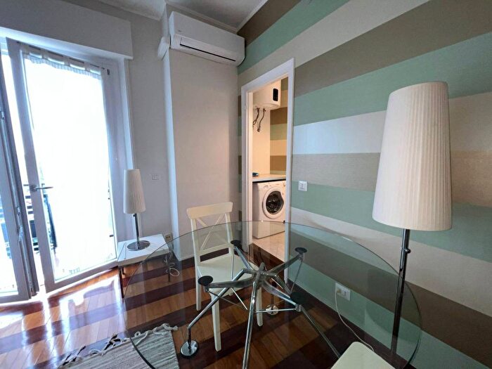 Appartamento monolocale in affitto in Via dei Grimani, Washington, Milano