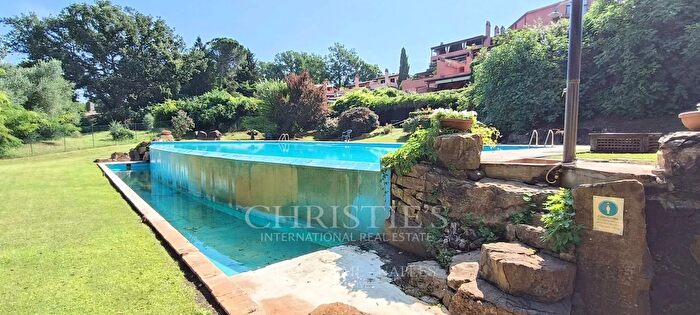 Appartamento con 5 locali in vendita in Via Monte Topino, Sutri