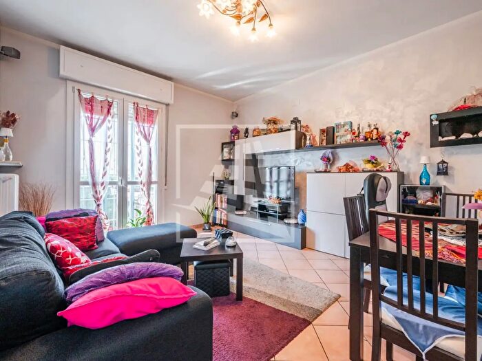 Appartamento trilocale in vendita in Via Martiri di Cervarolo, Reggio Emilia