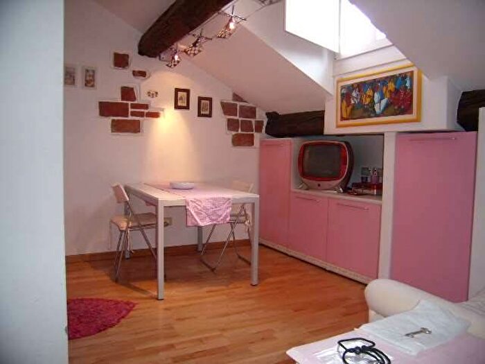 Appartamento monolocale in affitto in via Pontaccio, Lanza, Milano