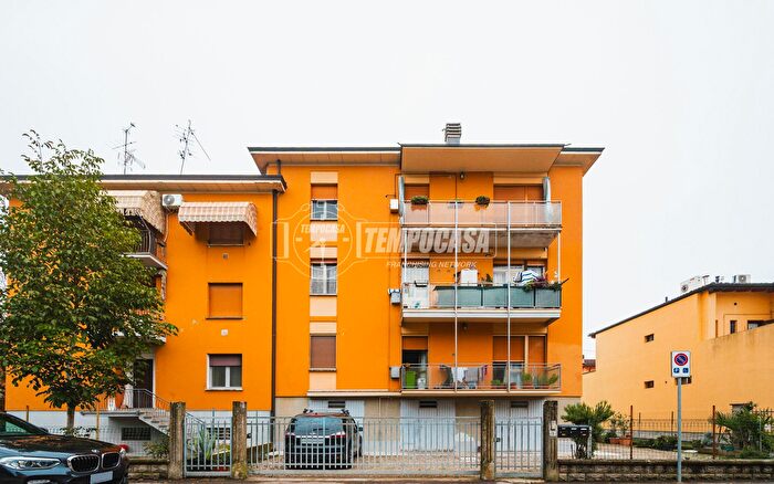 Appartamento quadrilocale in vendita in Via degli Esposti, San Cesario Sul Panaro