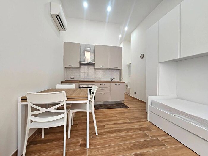 Appartamento monolocale in affitto in Via Giuseppe Meda, Pezzotti Meda, Milano
