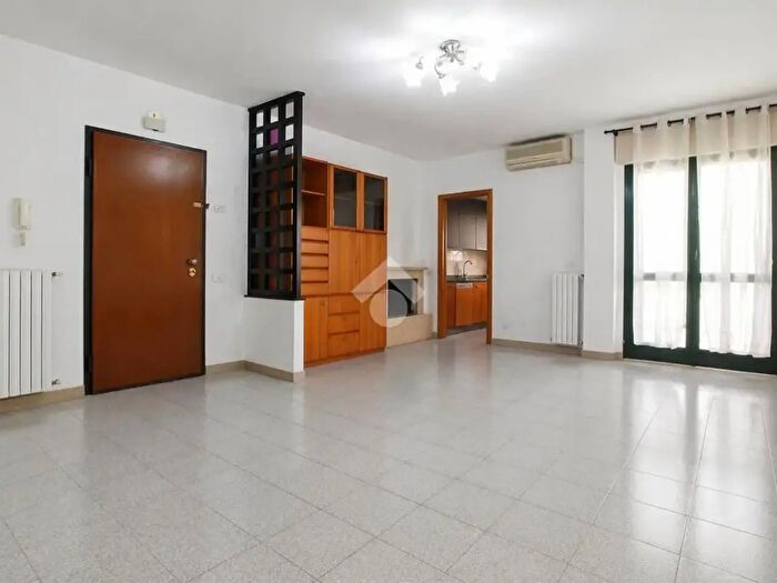 Appartamento quadrilocale in vendita in Via Santina Campana, Pescara