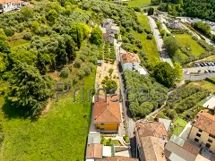 Casa con 5 locali in vendita in Via Pomarol, Grezzana