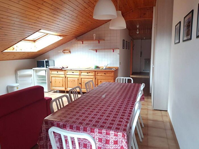 Appartamento trilocale in affitto in Via Bernina, Centro, Chiesa in Valmalenco