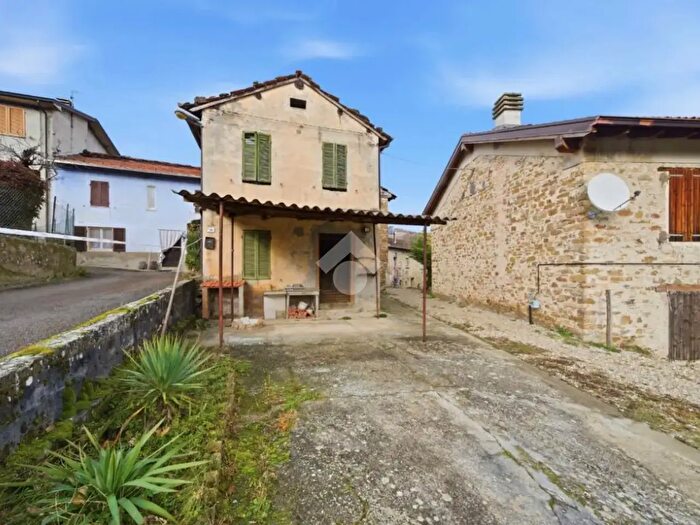 Casa trilocale in vendita in Sauna di Corniglio, Corniglio
