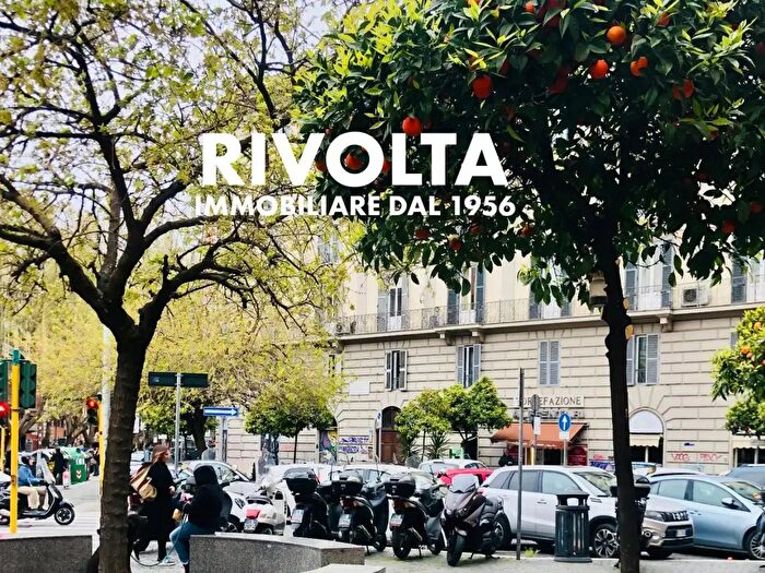 Appartamento quadrilocale in vendita in Via Alessandria, Roma