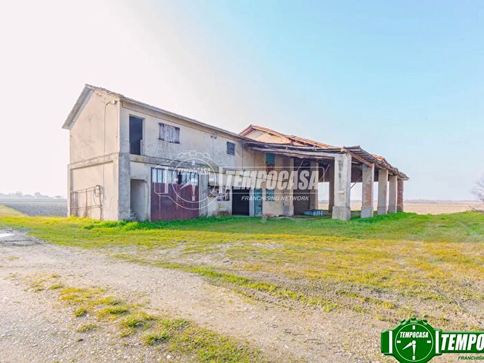 Casa quadrilocale in vendita in Cascina Palazzo, Zinasco