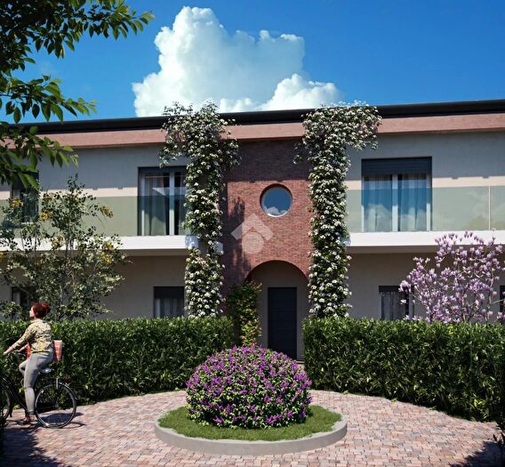 Appartamento trilocale in vendita in Via Emilia Est, Rubiera