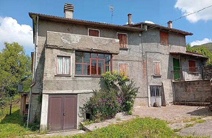 Casa in vendita in Pennabilli Rn, Pennabilli