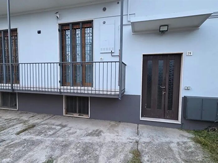 Appartamento trilocale in vendita in Trezzo Sull'Adda