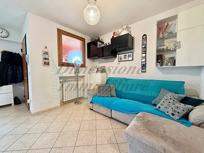 Appartamento trilocale in vendita in Via della Repubblica, Rosignano Marittimo