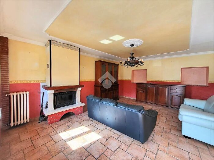 Casa quadrilocale in vendita in Frazione Macchia, Forno Canavese