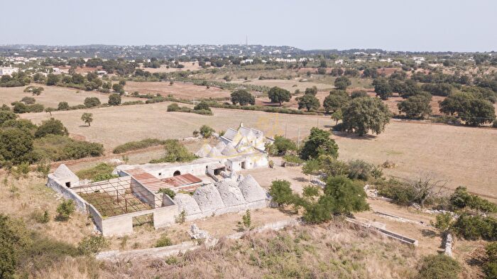 Casa con 15 locali in vendita in Contrada Santa Lucia, Monopoli