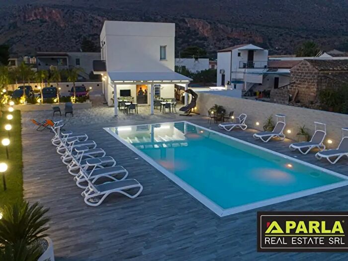 Casa con 5 locali in vendita in lArcobaleno BampB, San Vito Lo Capo