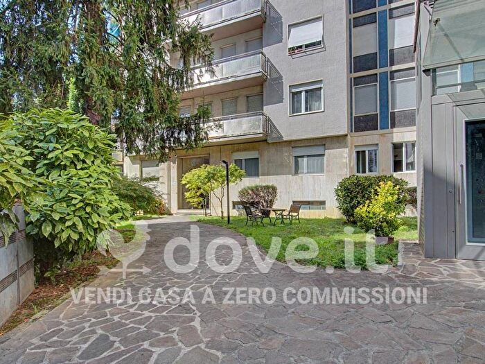 Appartamento quadrilocale in vendita in Via Guglielmo Longo, Corridoni, Bergamo