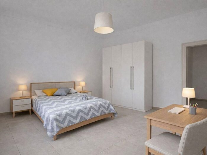 Appartamento quadrilocale in affitto in Corso San Gottardo, Milano