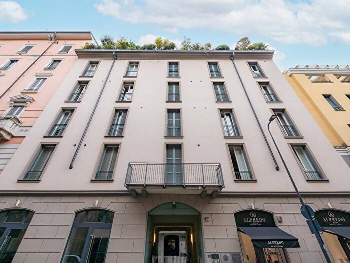 Appartamento bilocale in affitto in Via Marco Polo, Porta Nuova, Milano