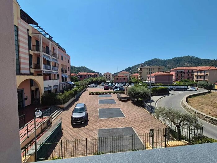 Appartamento bilocale in vendita in Via Sac Toso Emanuele, Sestri Levante