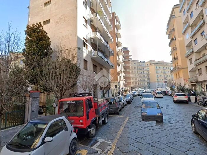 Appartamento trilocale in affitto in Rampe Giancarlo Siani, Napoli