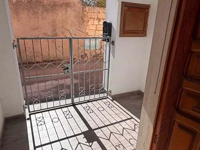 Appartamento quadrilocale in vendita in Via Fara, Osilo