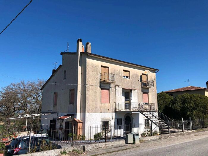 Casa con 7 locali in vendita in Strada Provinciale, Todi