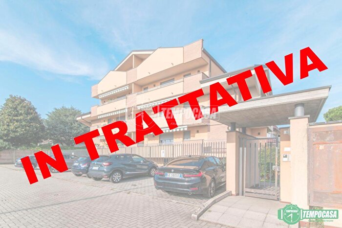 Appartamento bilocale in vendita in Via Spluga, Canegrate